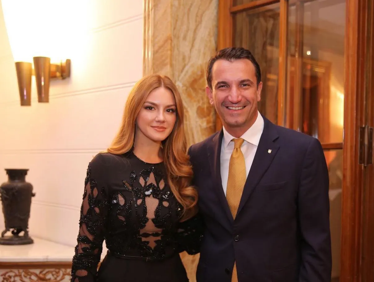 Ajola Xoxa është shtatzënë, çifti në pritje të fëmijës së dytë