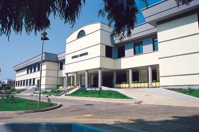 Familjarët e Erion Bobës akuzuan për neglizhencë, reagon Spitali i Durrësit