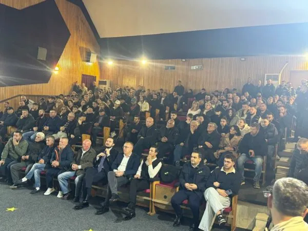 Ervin Salianji shkon në Gjirokastër/ Takime me mbështetësit demokrat