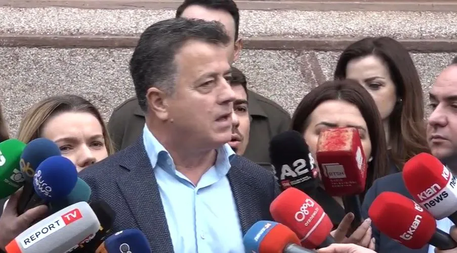 U përjashtua me 30 ditë nga Kuvendi, Flamur Noka: Urdhrin e dha Agasi dhe Suel Çela!