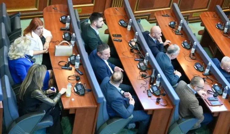 LVV-ja do zvogëlojë ndikimin e Listës Serbe në institucionet e reja