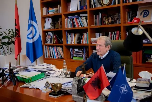Berisha: Top Channel dhe Ben Blushi përfituan miliona nga Balluku
