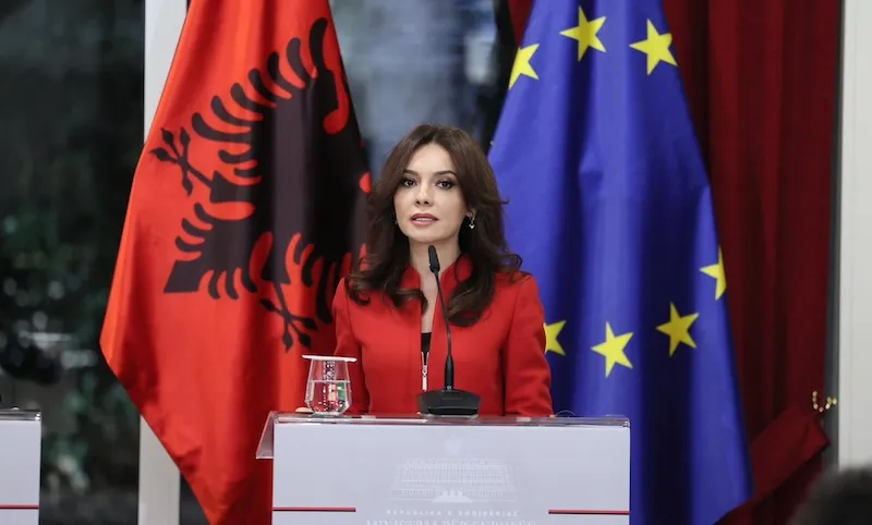 Deklarata e Spiropalit për “reciprocitetin e minoriteteve” hap debat mbi statusin e shqiptarëve në Maqedoninë e Veriut