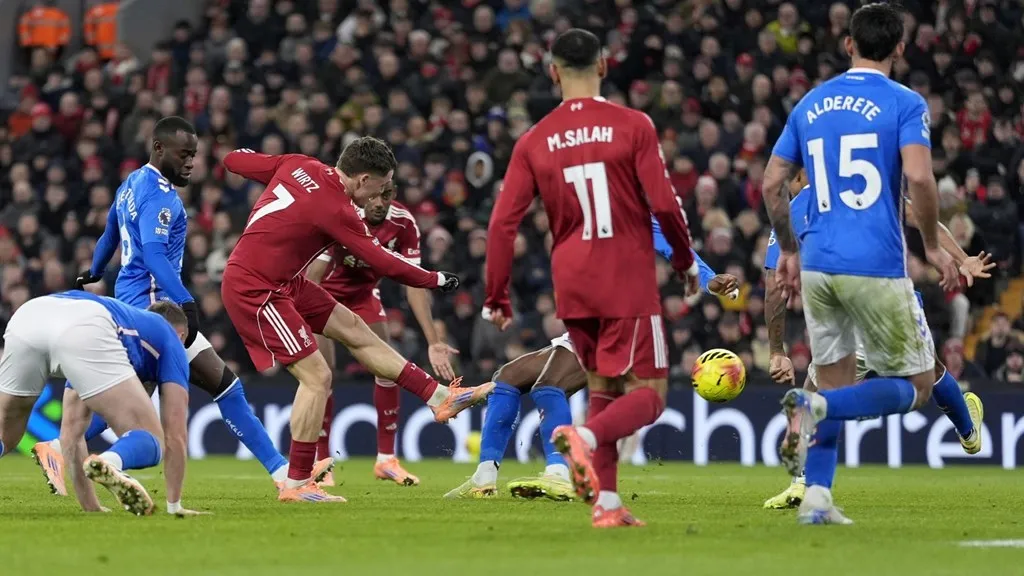 U la sërish në stol, frikë se Salah do të largohet nga Liverpool