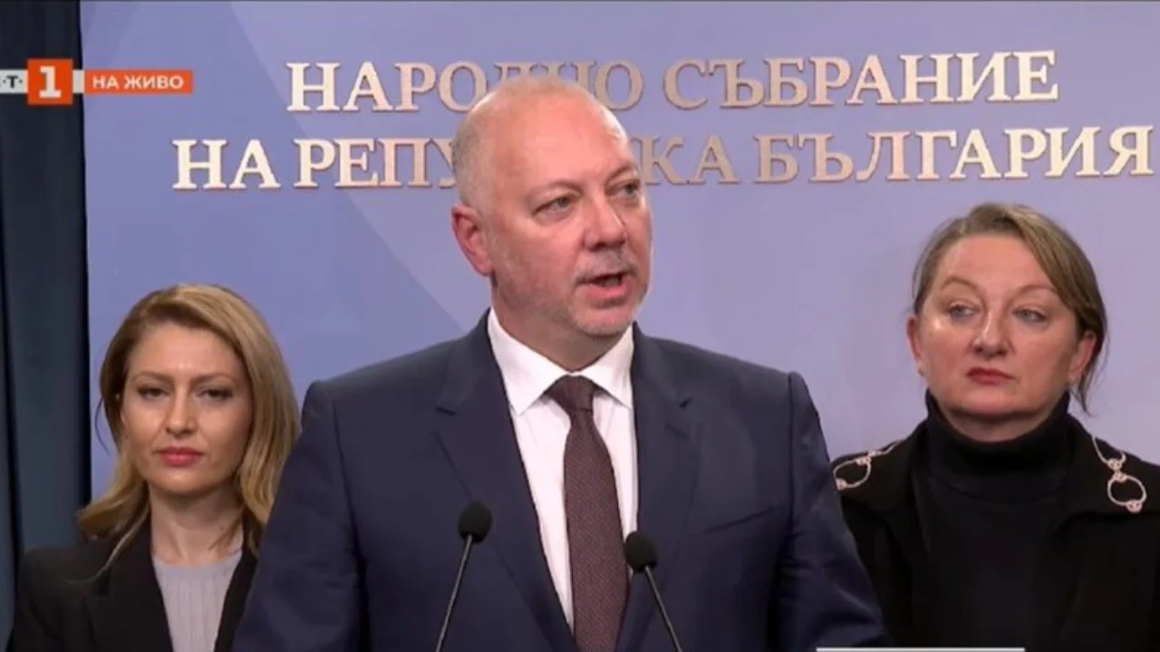 Bullgari, bie qeveria pas protestave kundër korrupsionit