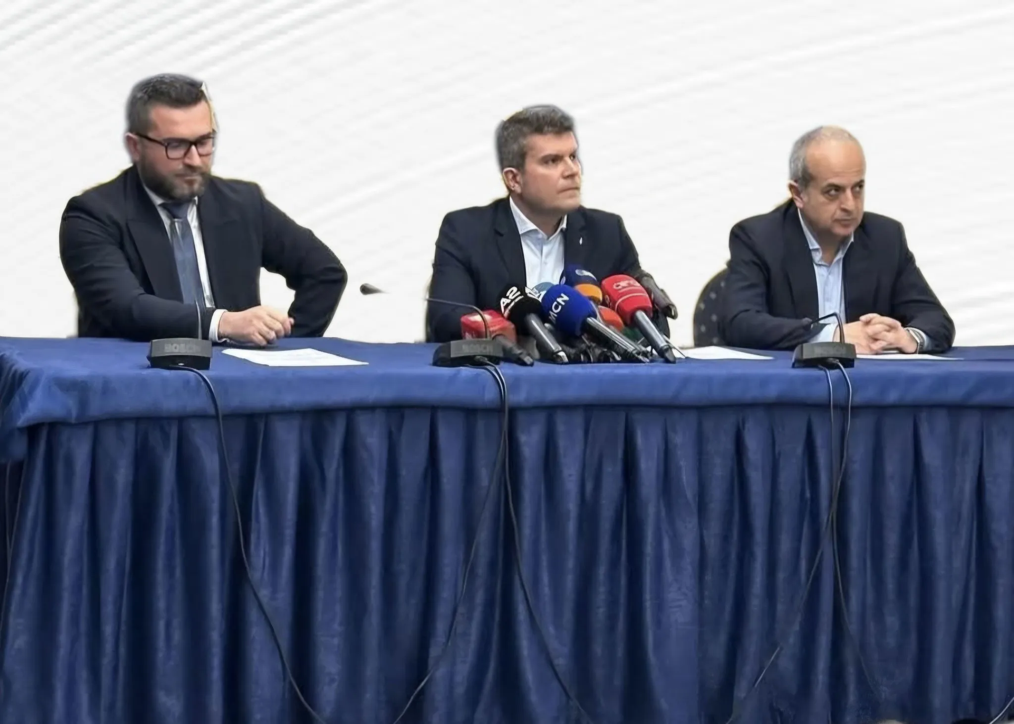 Forcat politike të tranzicionit duhen zhbërë, për të krijuar të reja!