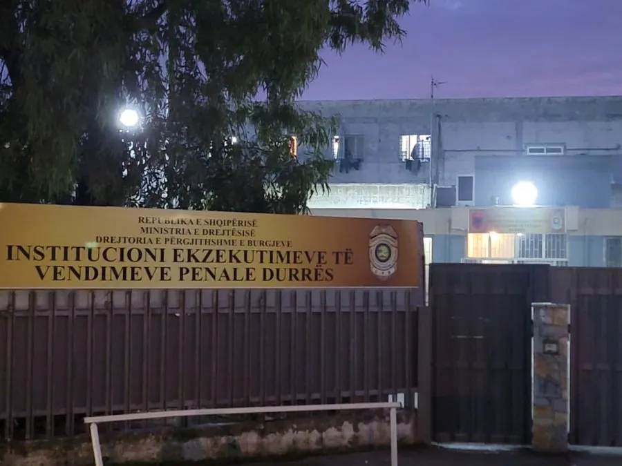 Burgu i Durrësit në duart e nipit të Ergys Agasit