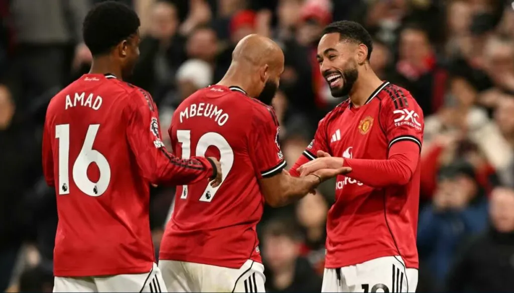 Trajneri i ri, Manchester United “piketon” një italian