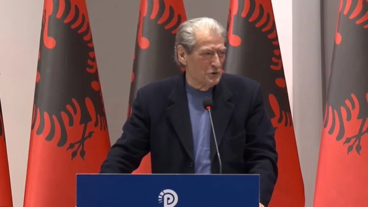 Një ditë para protestës, Berisha thirrje të rinjve: Riktheni lirinë dhe të drejtat tuaja