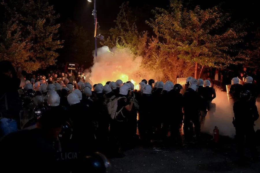 Sot protesta e opozitës/ Rrugët që do të bllokohen në Tiranë