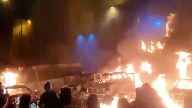Përshkallëzohen protestat në Iran, Trump kërcënon: Do t’i godasim aty ku u dhemb