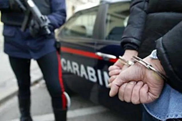 Ngjarje e rëndë në Itali: Shqiptari tenton t’i vërë zjarrin gruas
