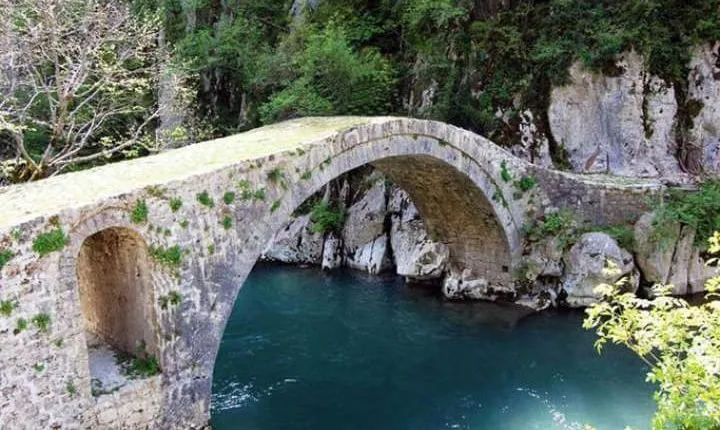 Parandalohet tragjedia te Ura e Vashës, shpëtohet 20-vjeçari