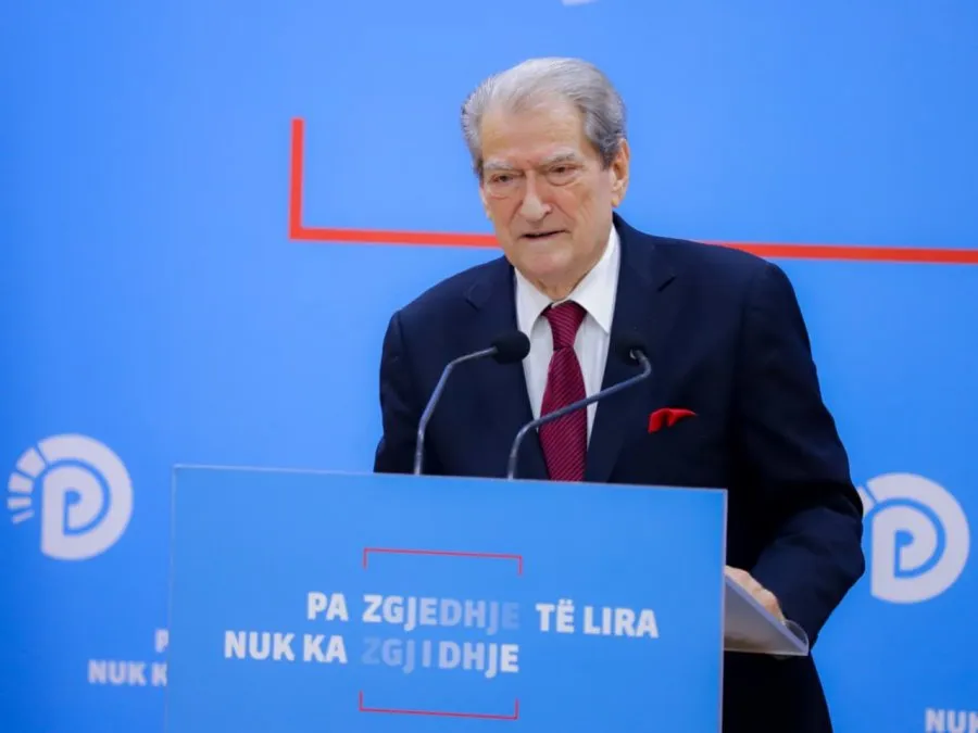 Berisha: 42 milionë eurot e dhëna për mbrojtjen e Durrësit nga përmbytjet janë vjedhur
