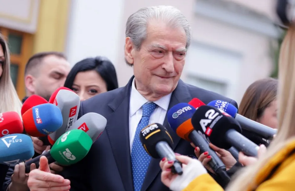 Kushner merr Sazanin, Berisha: E mbështes investimin, por i pari ia kam ofruar unë Berlusconit