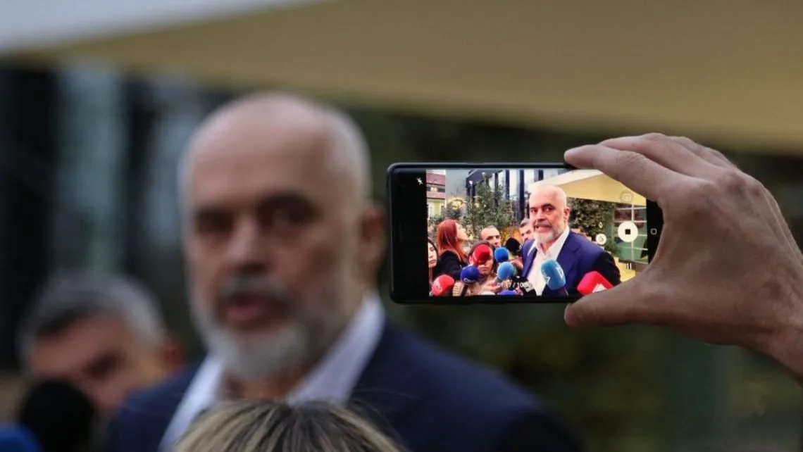 Ironia e Ramës me përmbytjet ngjall zemërim mes partive opozitare
