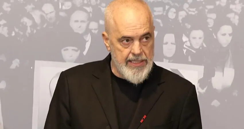 Homazhe për 21 janarin, Rama: SPAK duhej ta kishte kërkuar deri tani drejtësinë për 4 vrasjet shtetërore