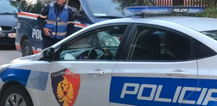 EMRAT/ E rëndë në Bulqizë, babai plagos me thikë të birin