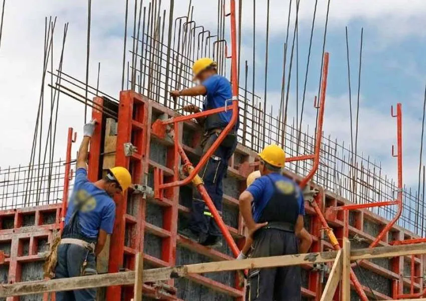 Puna në Shqipëri, lista e profesioneve më të kërkuara për 2026