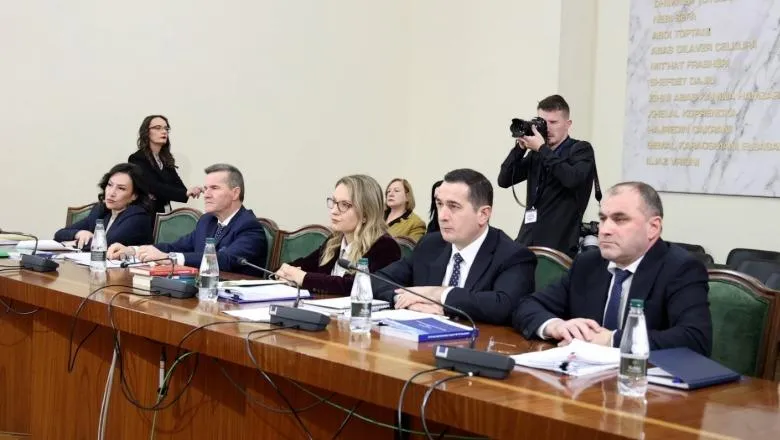 Kërkohet arrestimi i Ballukut, SPAK: Disa të fortë kanë kërcënuar dëshmitarët në emër të saj, i është rënduar pozita