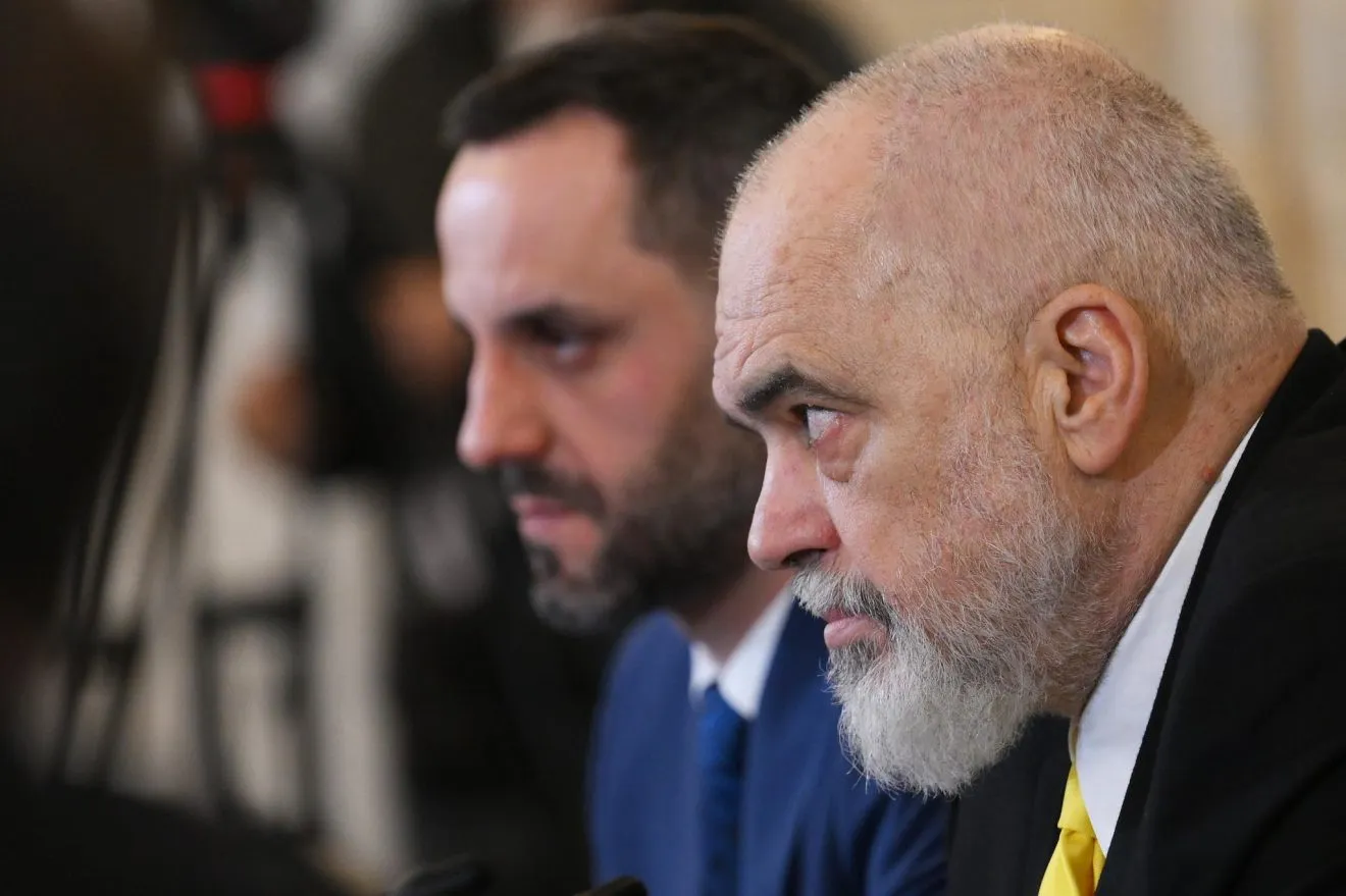 Rama targeton sërish gjyqësorin për pagesat kalimtare të të shkarkuarve nga vetingu