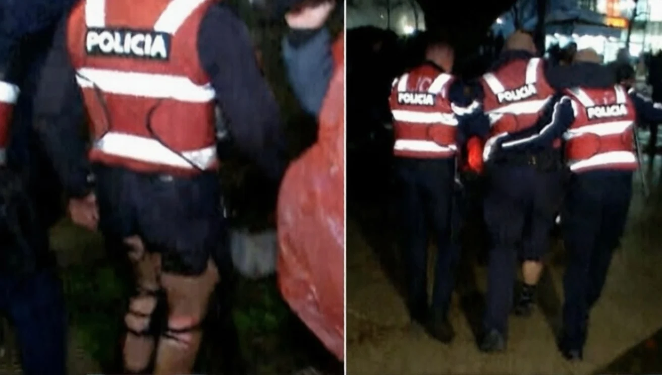 Molotovët te Parlamenti, përfshihet nga flakët një makinë dhe 4 policë