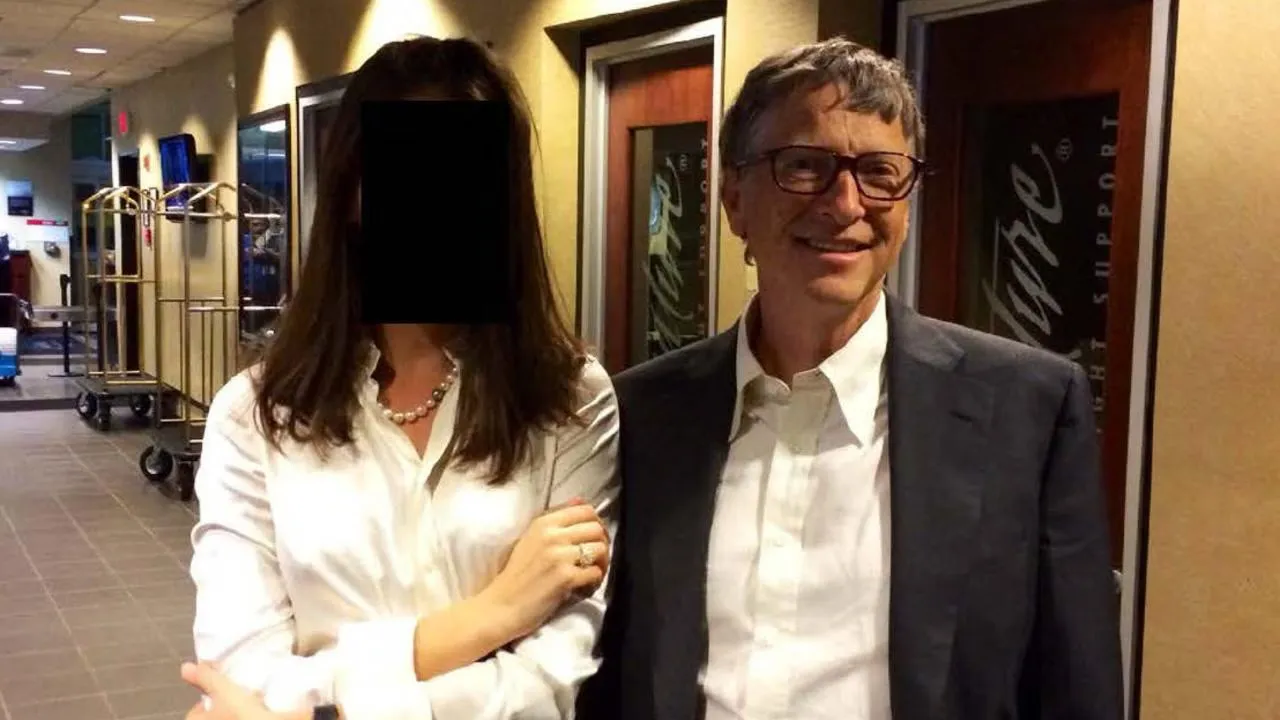 Bill Gates pranon aferat, por mohon përfshirjen në krimet e Epsteinit