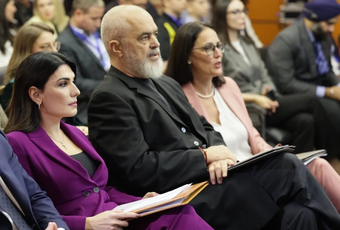 Pas skandalit korruptiv, PS propozon “privatizimin” e tenderave të AKSHI