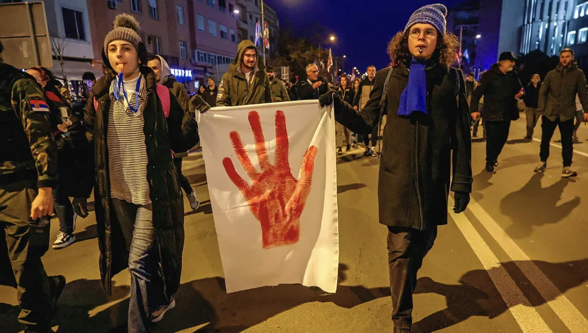 Protestuesit në Serbi po mësojnë se është e vështirë të rrëzosh një president