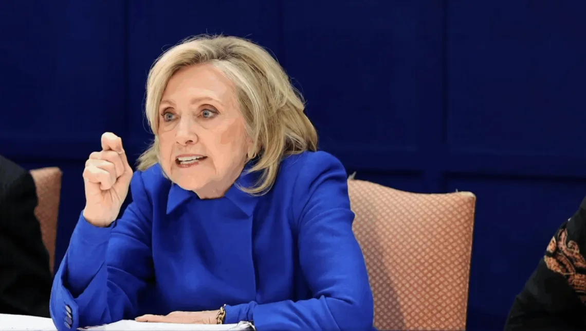 VIDEO/ Clinton nervozohet gjatë dëshmisë për Epstein, i bie me grusht tavolinës dhe del jashtë