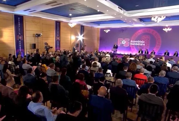 Nga Spiropali, te Xhafaj e Balla/ Rama “rrotullon” drejtuesit politikë. Zbardhen vendimet e Asamblesë së PS-së
