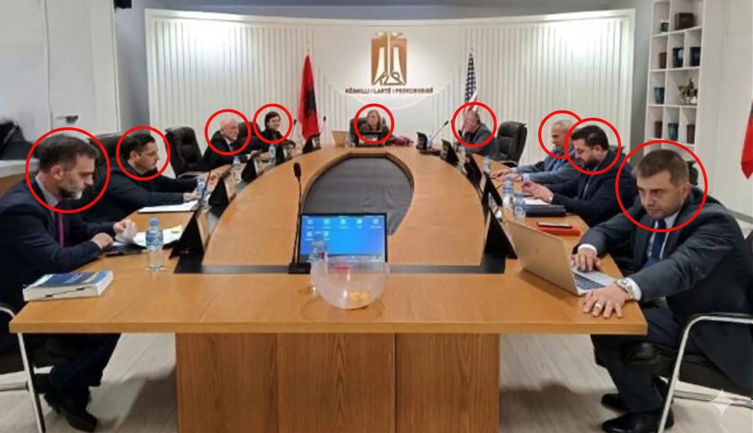 KLP në ethe, kush është anëtari që u filmua në skandalin seksual që publikohet të hënën në “STOP”?