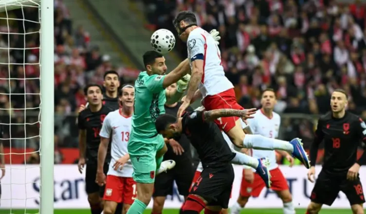 Shqipëria jashtë Botërorit, Sylvinho gati valixhet
