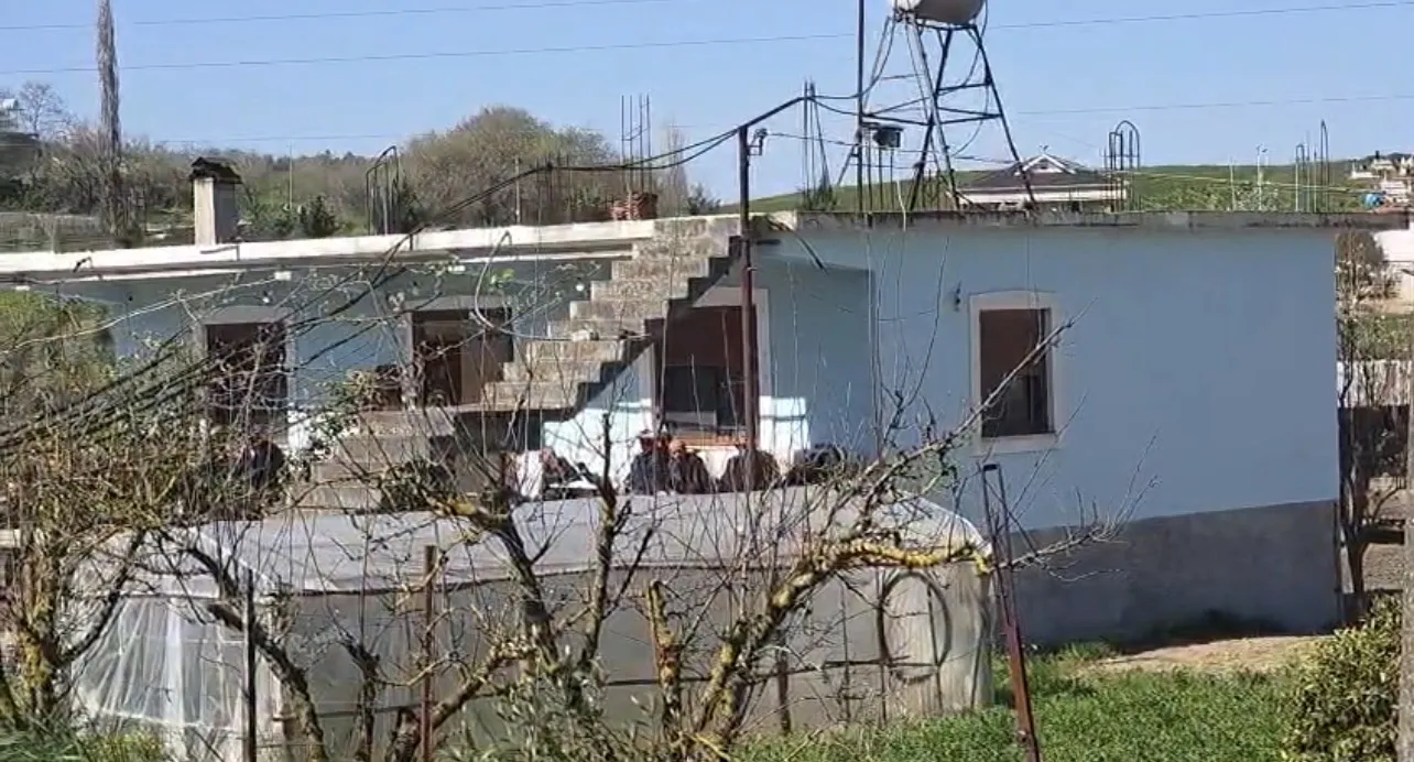 Krimi në Roskovec, ceremonitë mortore të çiftit do bëhen të ndara! Trupi i 80-vjeçarit ende në morg