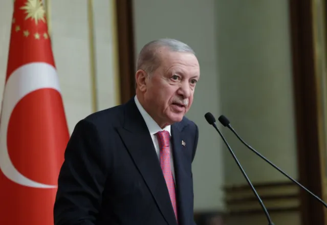 Droni në Turqi/ Erdogan paralajmëron Iranin