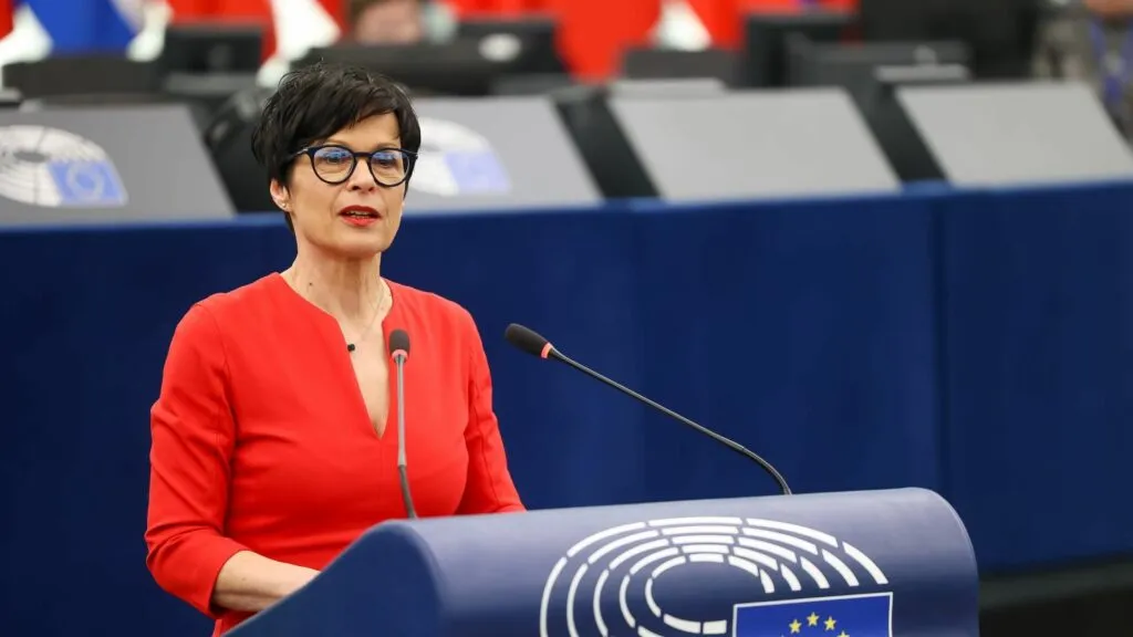 “Nuk ka kuaj trojanë në BE”/ Për kë e ka fjalën Marta Kos?!