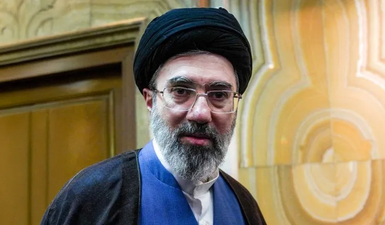 Lideri i ri iranian dërgohet në Moskë pas plagosjes në sulmin ajror