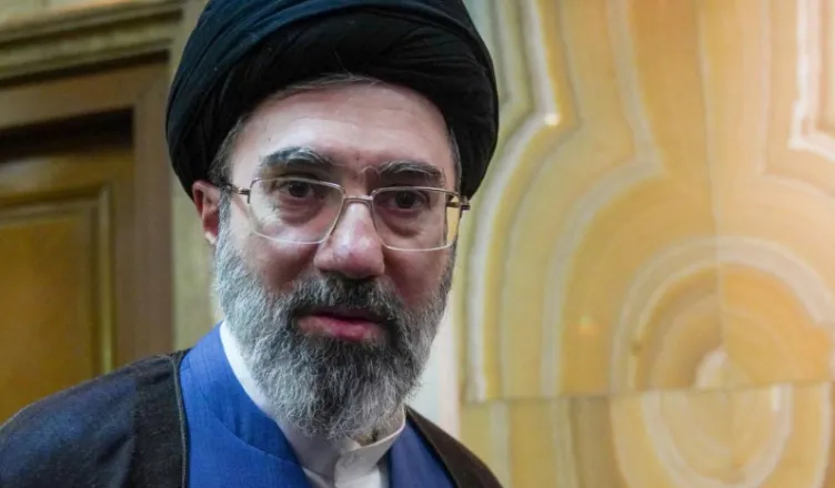 “Është homoseksual?”, çfarë zbuloi CIA për Mojtaba Khamenei?