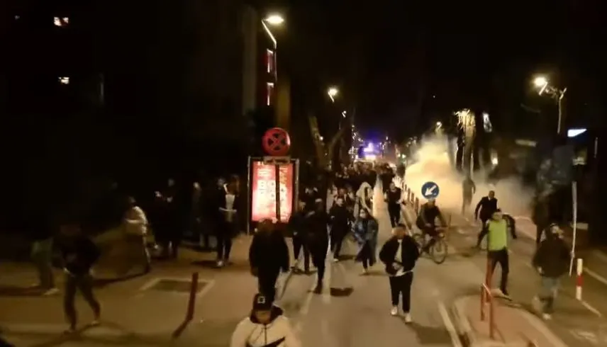 Protesta e opozitës/ Lëndohet Sali Berisha