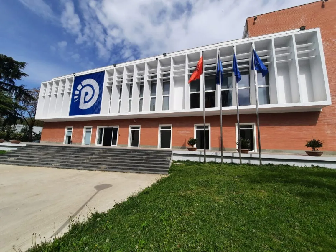 PD bojkoton seancën plenare nesër: Fasadë, do jemi pranë qytetarëve