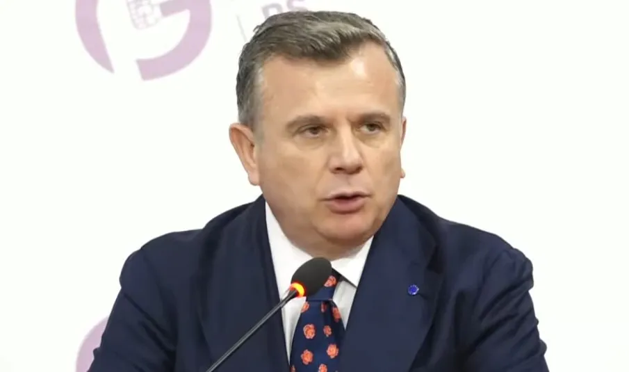 Balla: Shqipërisë i duhet një ligj i posaçëm për referendumet. Berisha i mbyll derën!
