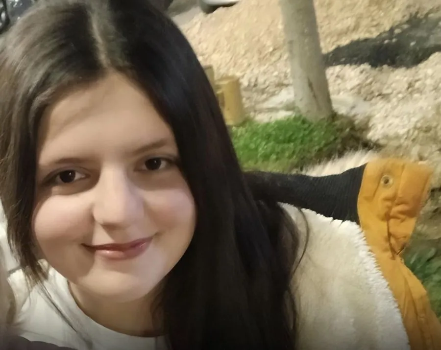 Zhduket 14-vjeçarja në Durrës, çfarë mesazhi la për prindërit