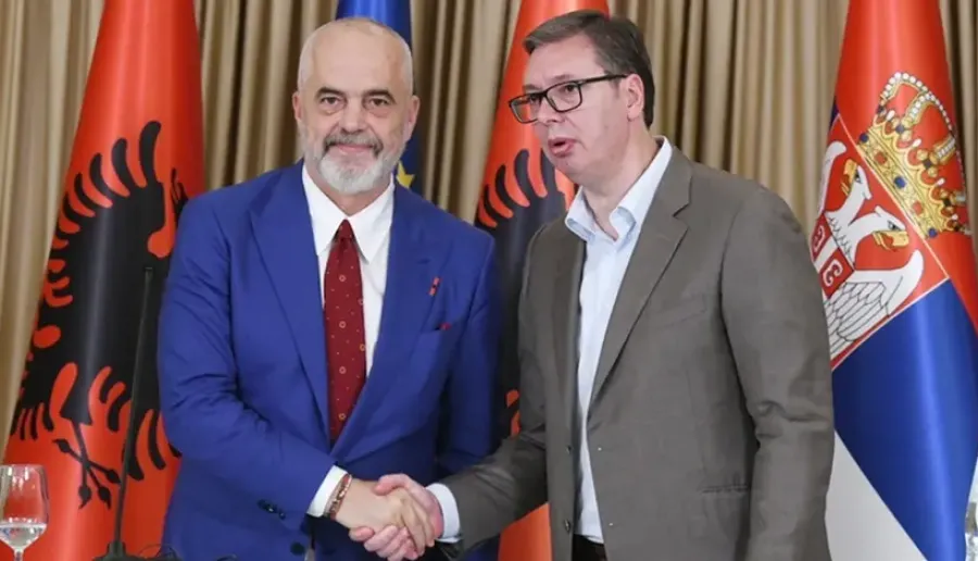 Gazeta italiane: “Dush i ftohtë” nga Brukseli për Ramën dhe Vuçiçin, nuk ka rrugë të shkurtër për në BE