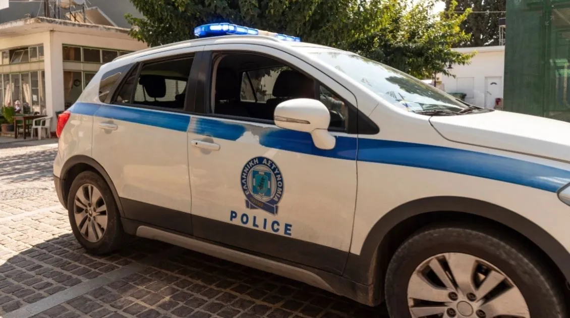Policia greke godet një grup grabitësish në Larisa, në pranga 4 shqiptarë