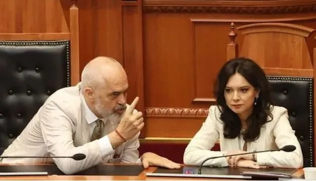 Spiropali s’i ndahet Ramës, e sulmon sërish: Edhe në sisteme të konsoliduara në pushtet…