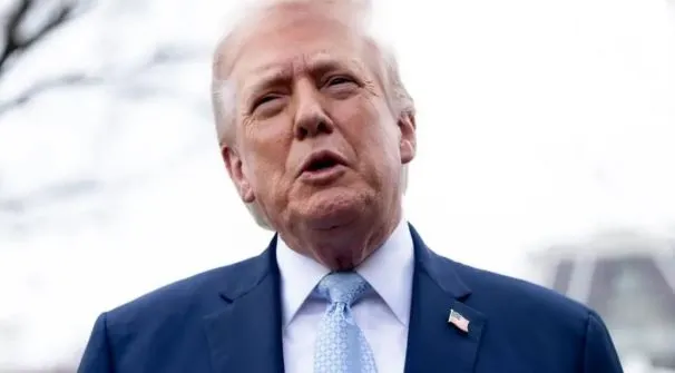 Trump mesazh aleatëve: Mësoni të ndihmoni veten, Franca e padobishme