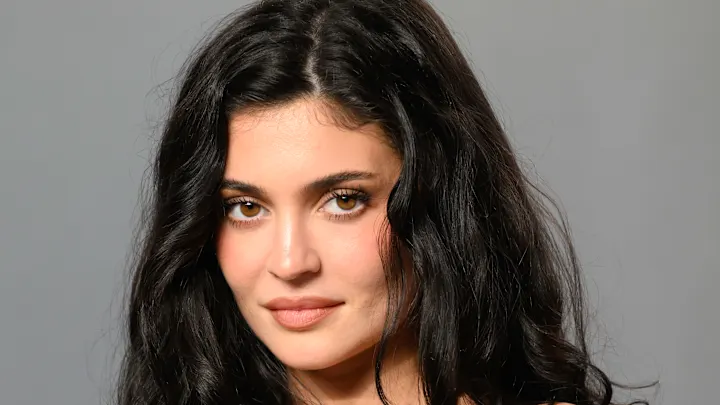 Kylie Jenner përballet me padi për ngacmim dhe diskriminim nga ish-punonjësja