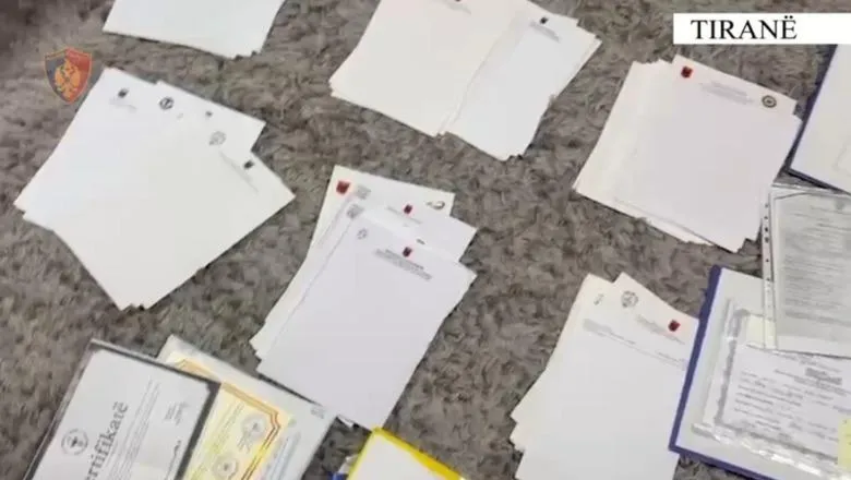 Laborator diplomash false në Tiranë, arrestohet 51-vjeçari (EMRI)