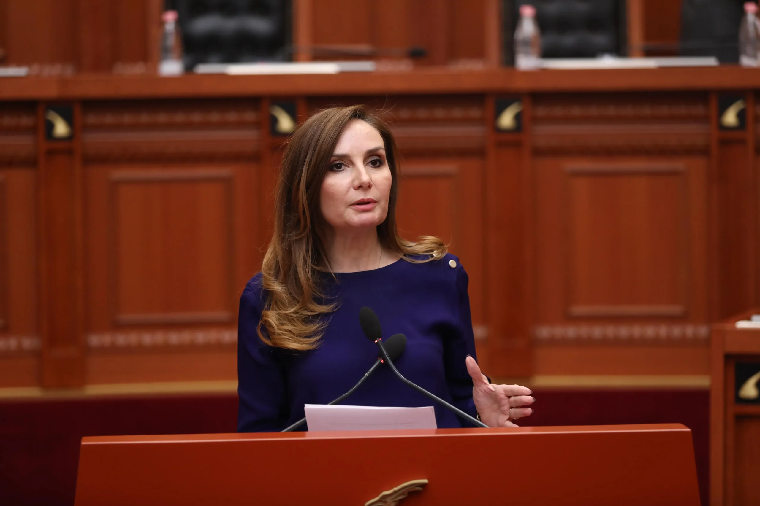 Tabaku përballë Malajt për rivlerësimin e pronave: Po mbroni ndërtuesit, jo qytetarët