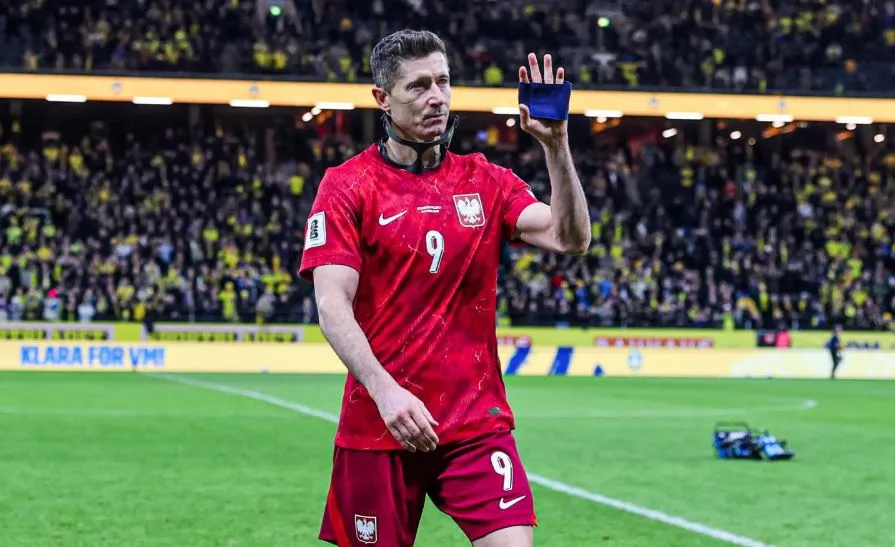 Eliminimi i Polonisë, Lewandowski mendon tërheqjen nga kombëtarja